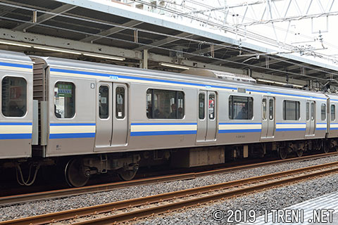 モハE216-1002