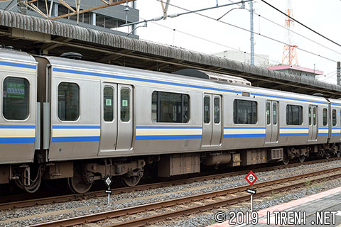 モハE216-2001