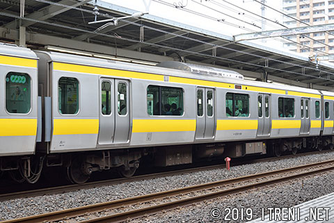 モハE230-558