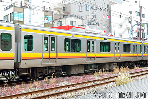 モハE232-8235