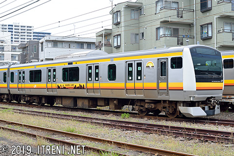 クハE233-8570