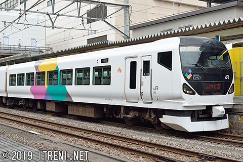 クハE256-13