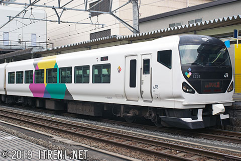 クハE256-4
