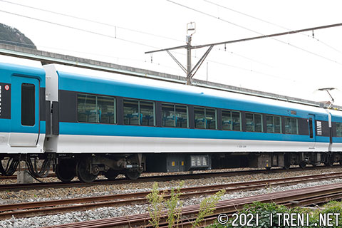 モハE256-2009
