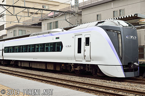 クハE352-1