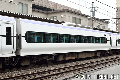 モハE352-8