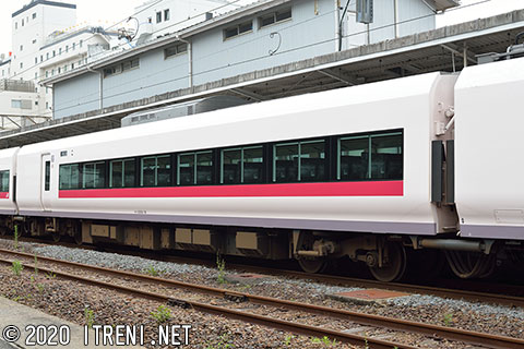 モハE656-18