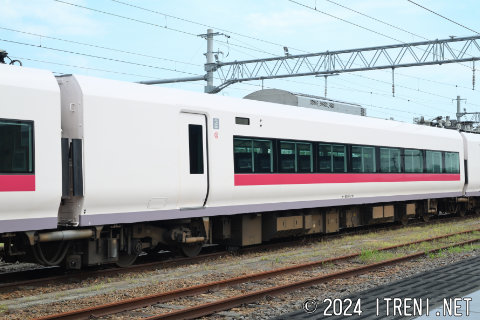 モハE656-216