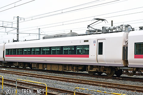 モハE657-3