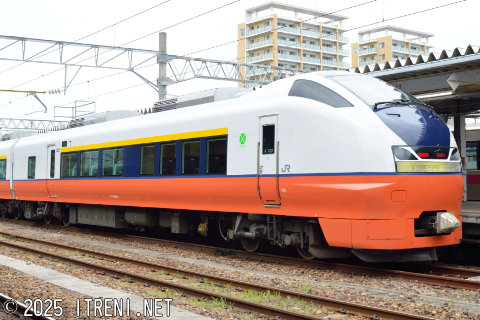 クロハE750-2