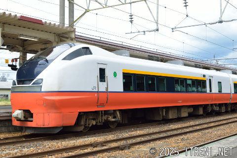 クロハE750-3