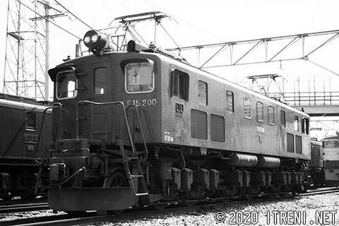EF15 200