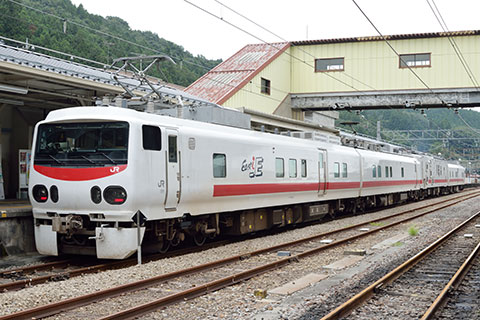 クモヤE491-1他