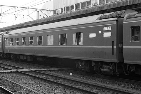 オハネ24 701