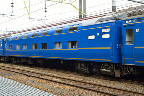 オハネ24 551