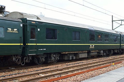 スロネ25 502
