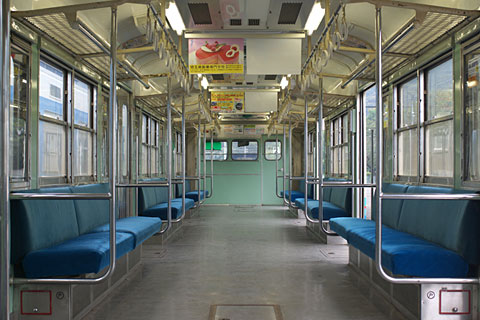 秩父鉄道デハ1006客室内