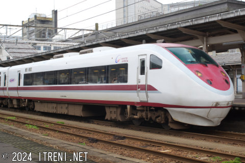 クハ681-2002