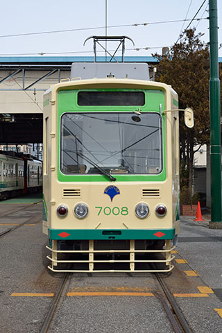 東京都交通局7008前面
