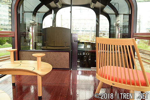 ET122-1001展望ハイデッキ